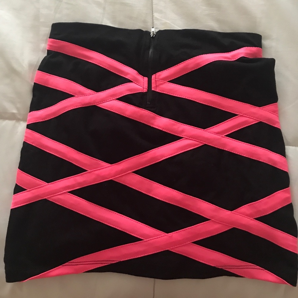 Bodycon skirt - Picture 2 of 2